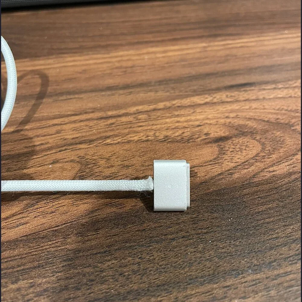 MacBook Pro 14” | 2021 | M1 Pro | 16GB | Works Perfectly | Screen Cracked